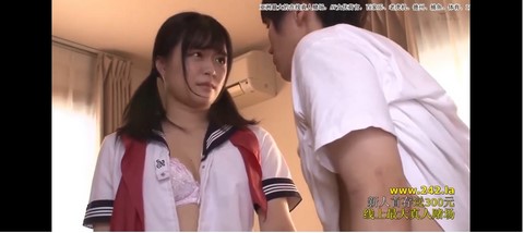 Cô học sinh cho anh trai đụ chảy nước bím Fujimori Reiho